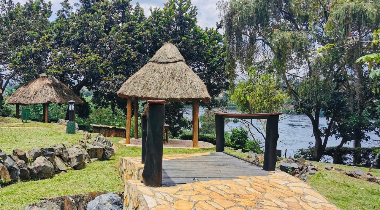Jinja Nile Resort Экстерьер фото