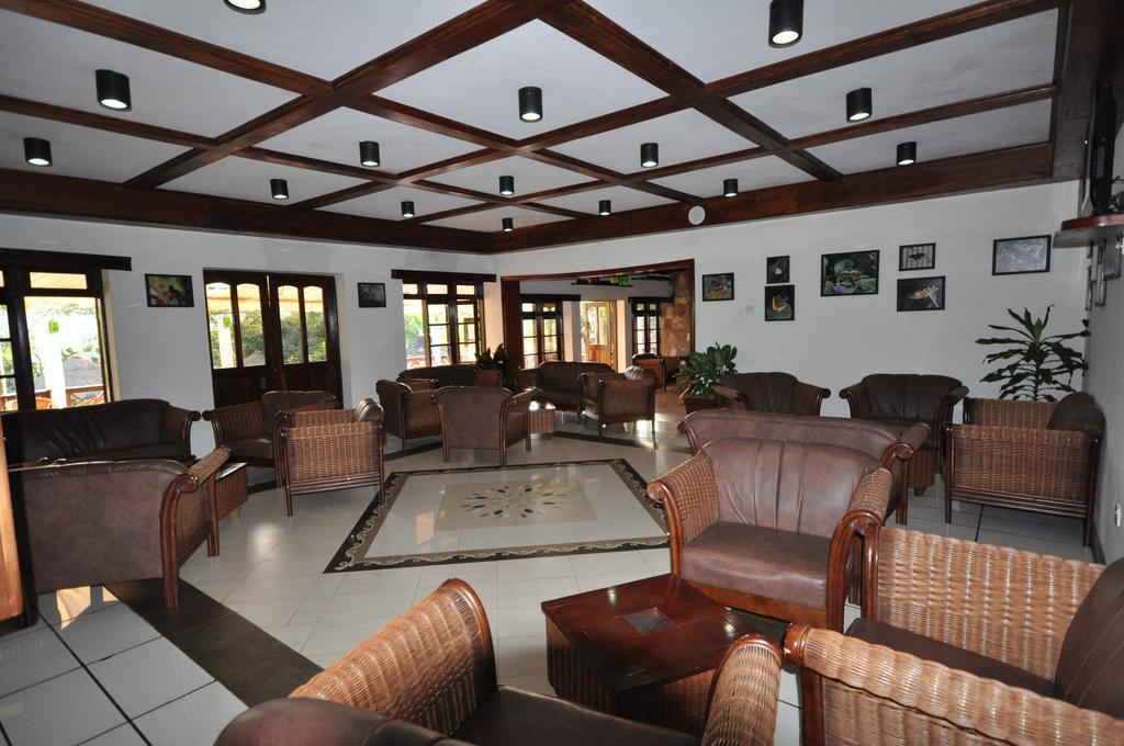 Jinja Nile Resort Экстерьер фото