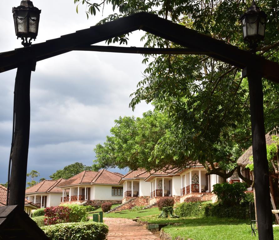 Jinja Nile Resort Экстерьер фото